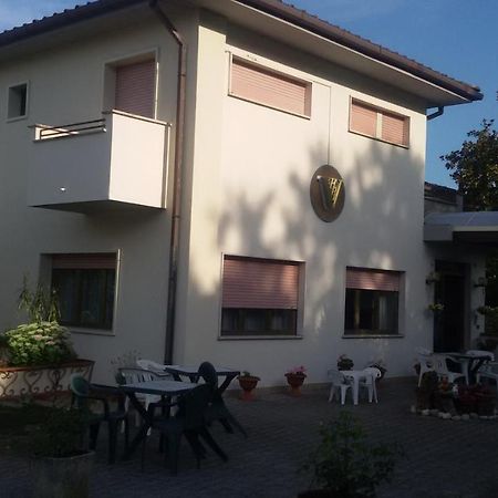 Hotel Le Vigne Contigliano Dış mekan fotoğraf