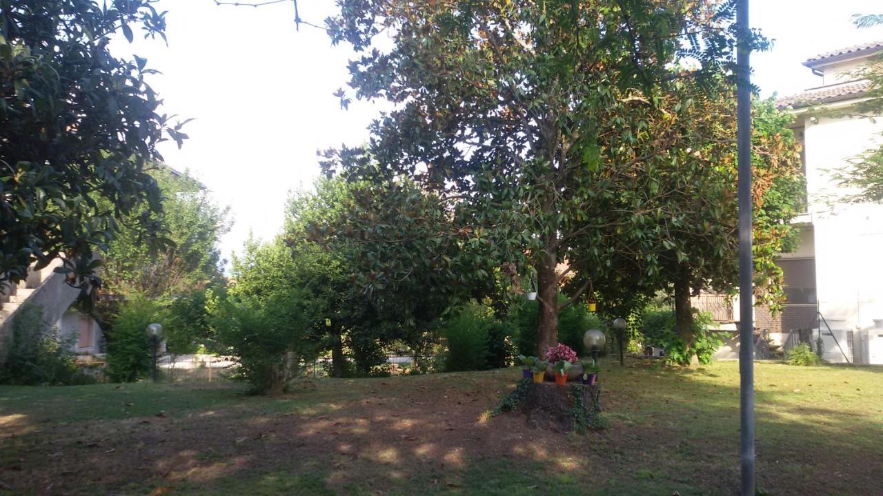 Hotel Le Vigne Contigliano Dış mekan fotoğraf