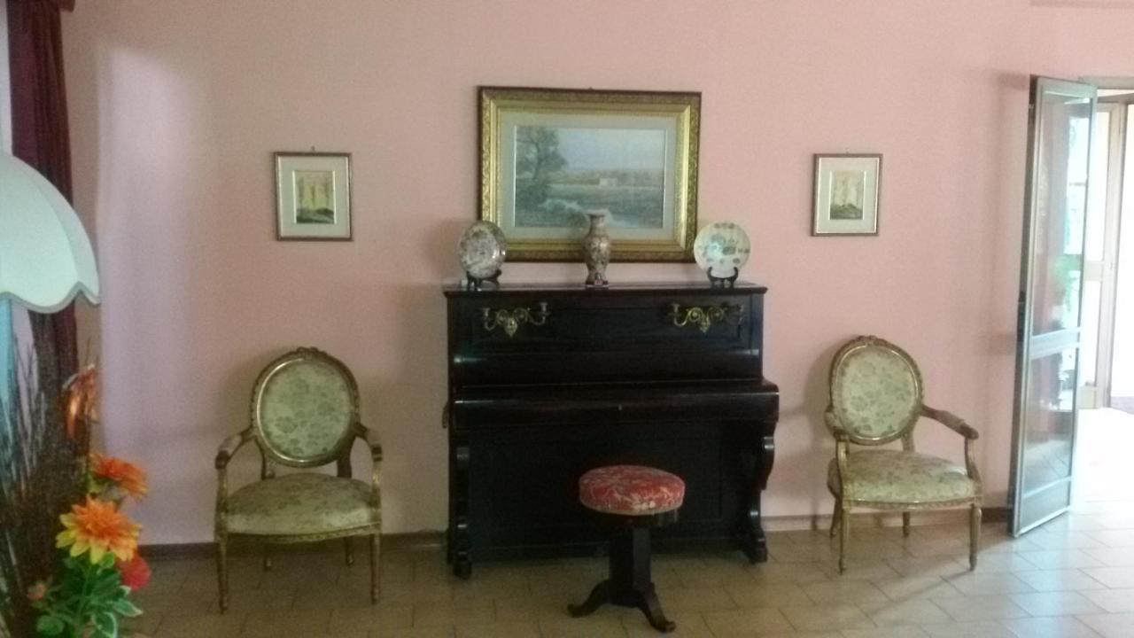 Hotel Le Vigne Contigliano Dış mekan fotoğraf