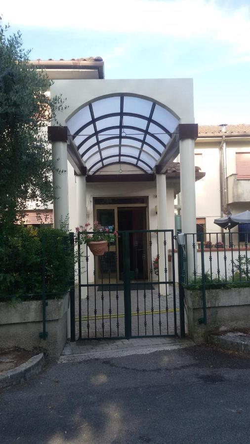 Hotel Le Vigne Contigliano Dış mekan fotoğraf