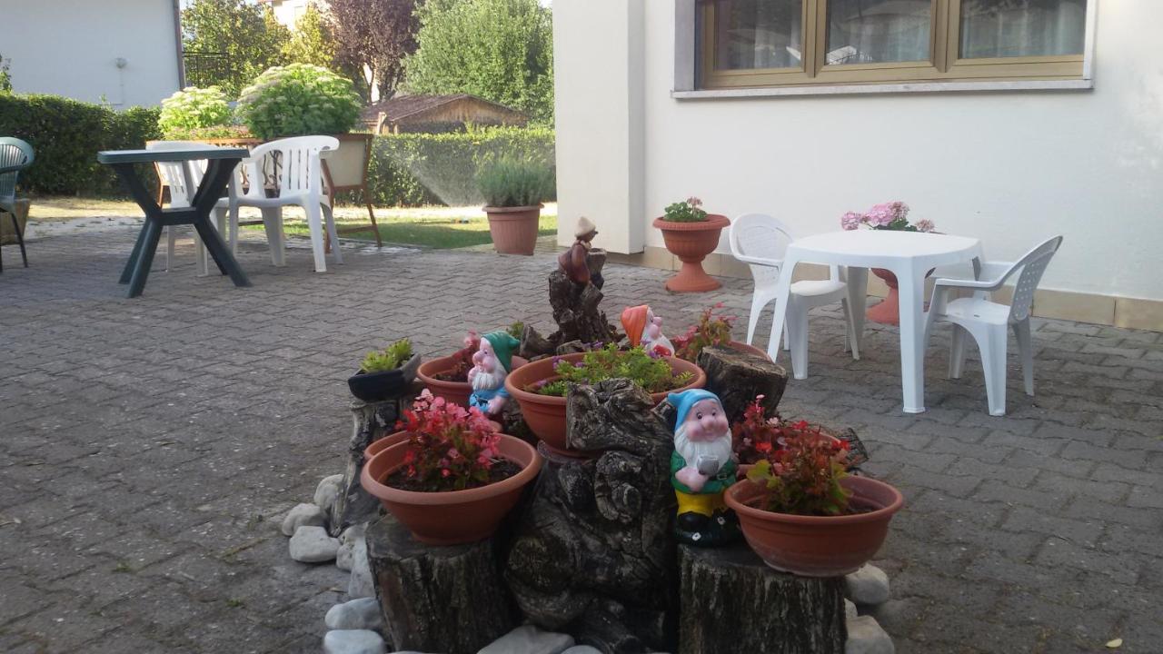 Hotel Le Vigne Contigliano Dış mekan fotoğraf