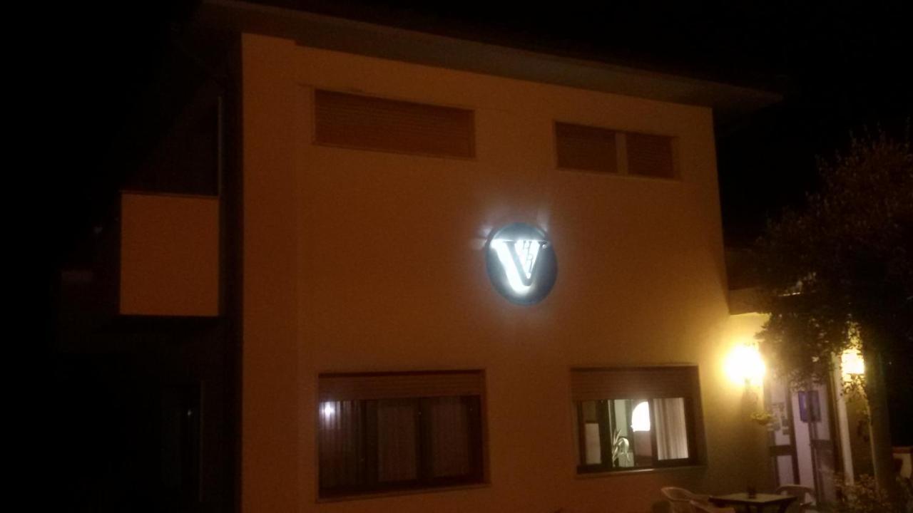 Hotel Le Vigne Contigliano Dış mekan fotoğraf